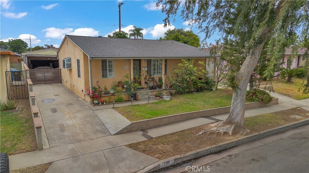 Property Photo:  704 S Taylor Ave  CA 90640 