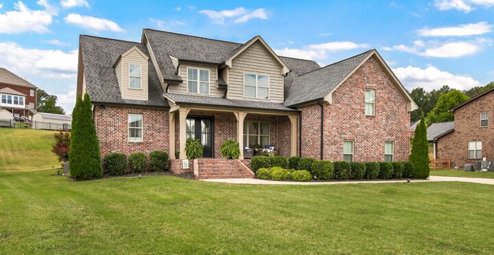 Property Photo: 4058 Oak Pointe Dr TN 37146