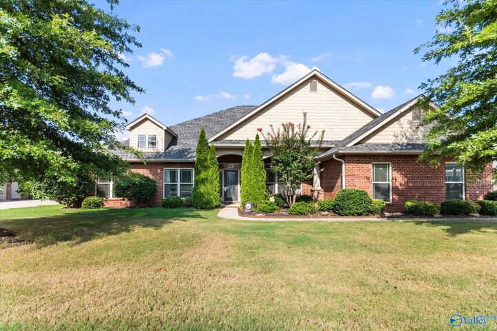 214 Maplebrook Drive  Madison AL 35756 photo