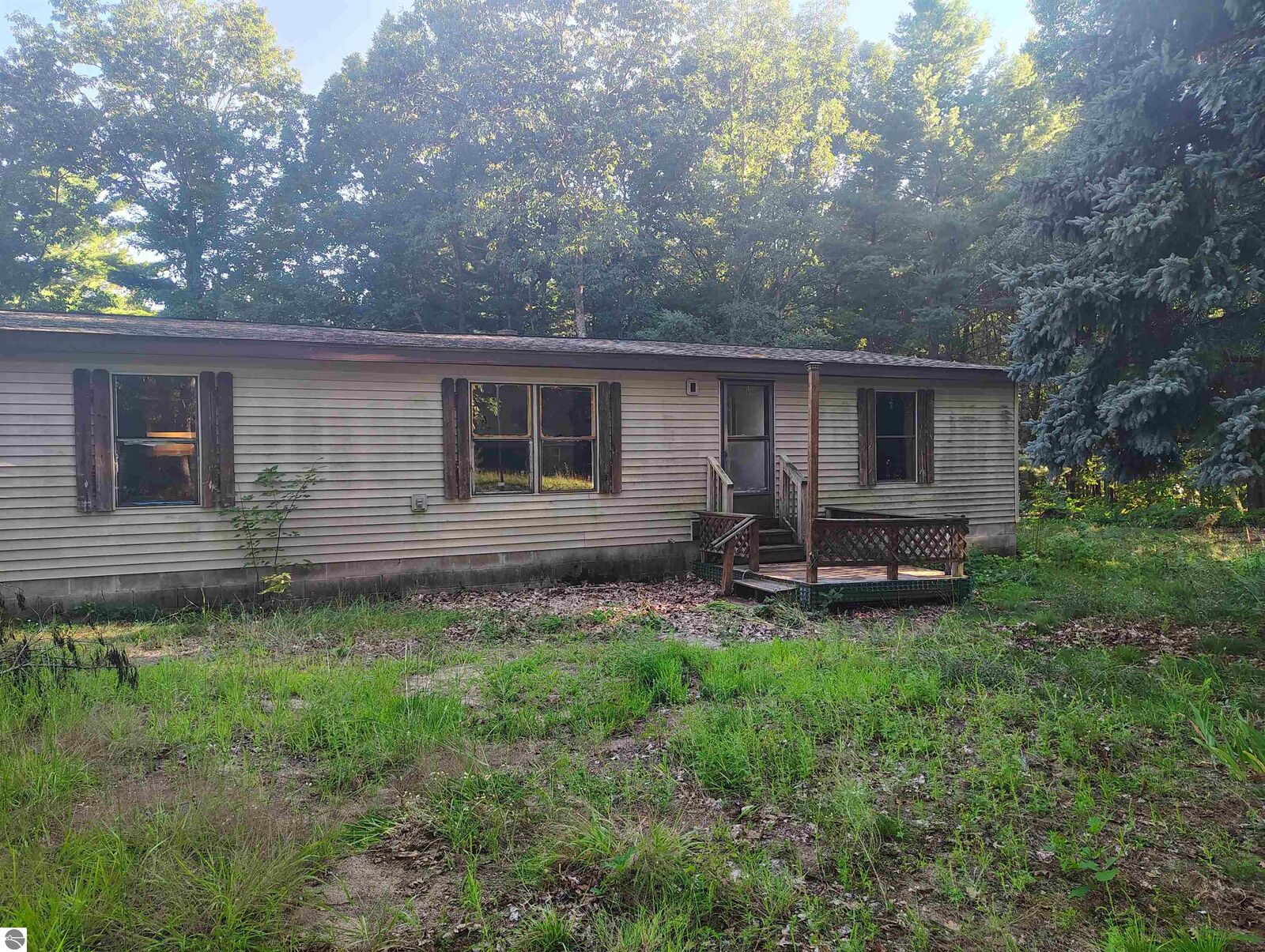 Property Photo:  2416 West Avenue 26N-12W-16  MI 49643 