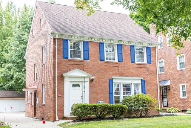Property Photo: 18919 Scottsdale Boulevard OH 44122