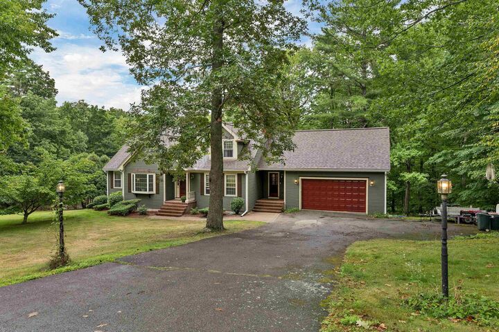 Property Photo: 10 Independence Drive NH 03079