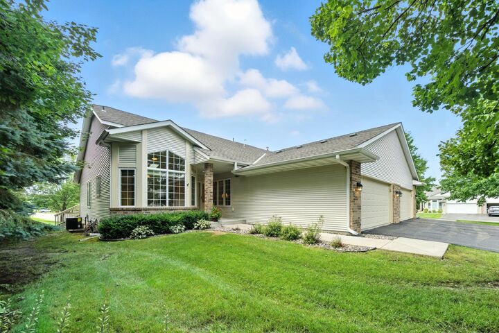 9200 E Belvedere Drive S  Eden Prairie MN 55347 photo