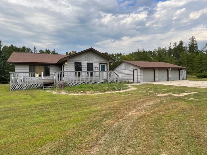 Property Photo: 37276 Willow Road N MN 56461