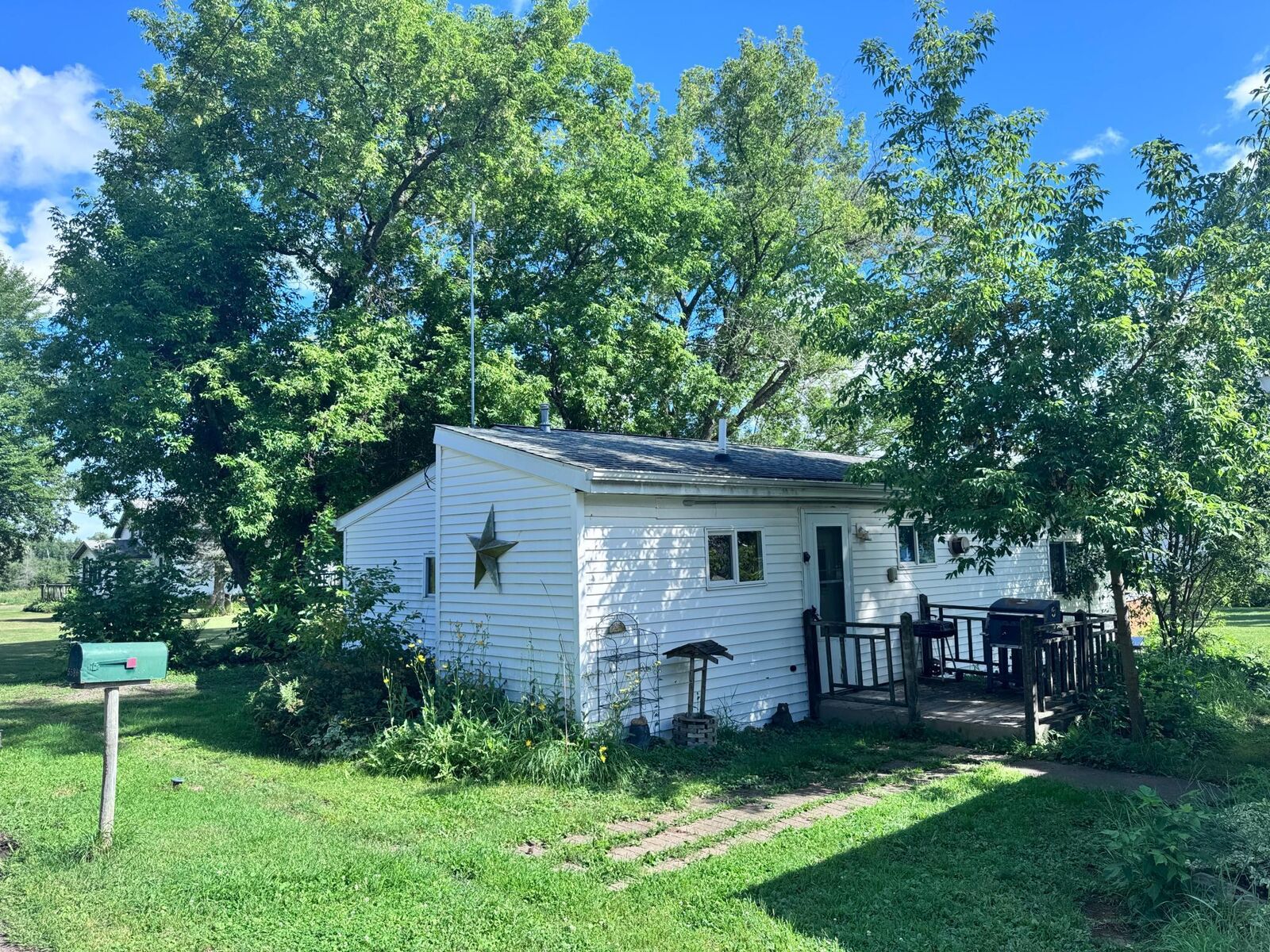 Property Photo: 5586 N 1st Avenue MN 55757