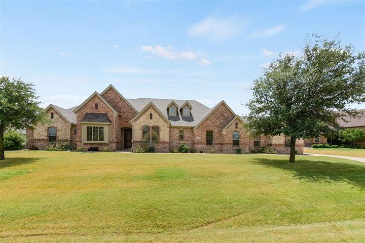Property Photo: 9311 Avery Ranch Way TX 76247