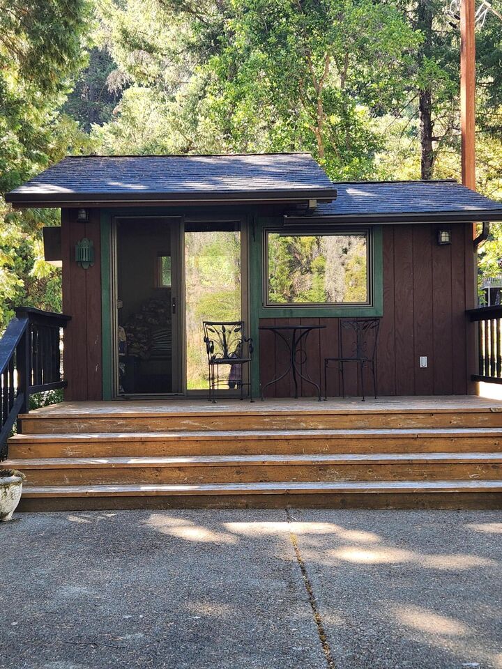 Property Photo: 12218 Galice Road OR 97532