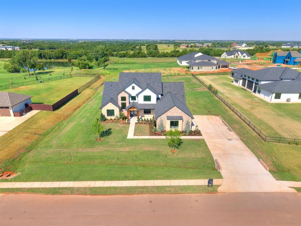 Property Photo:  22645 Forester Lane  OK 73025 