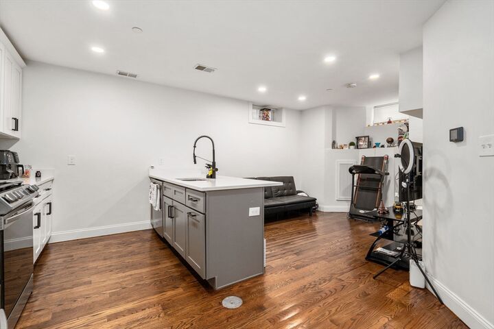 Property Photo:  109 A Eutaw Street  MA 02128 