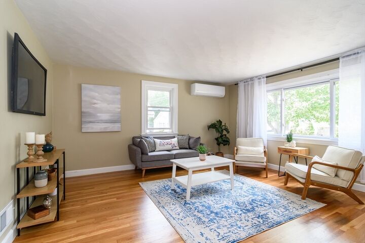 Property Photo:  7 Ferndale Rd  MA 01760 