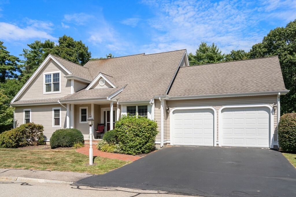 Property Photo: 51 Holly Cir 51 MA 02364