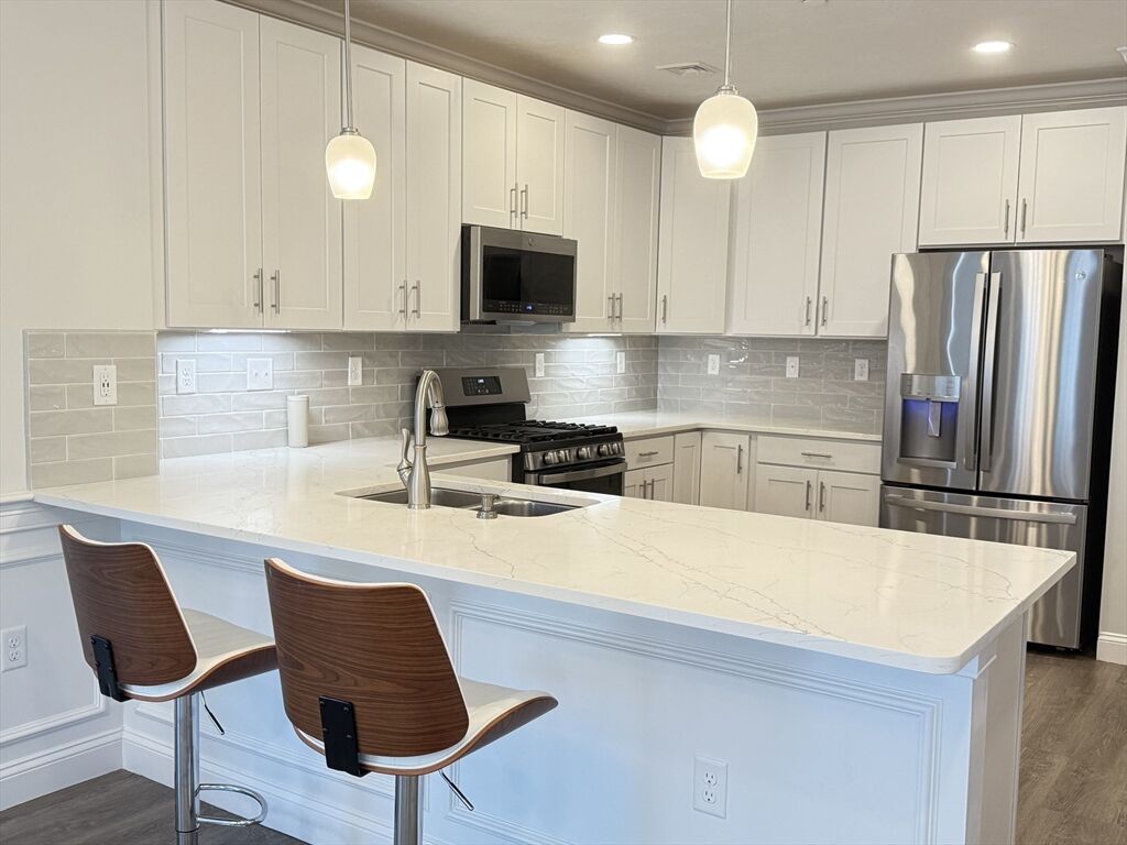 Property Photo:  320 Middlesex Ave F302  MA 02155 