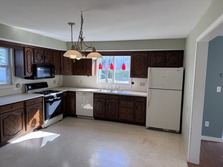 Property Photo:  17 Baldwin St  MA 01890 