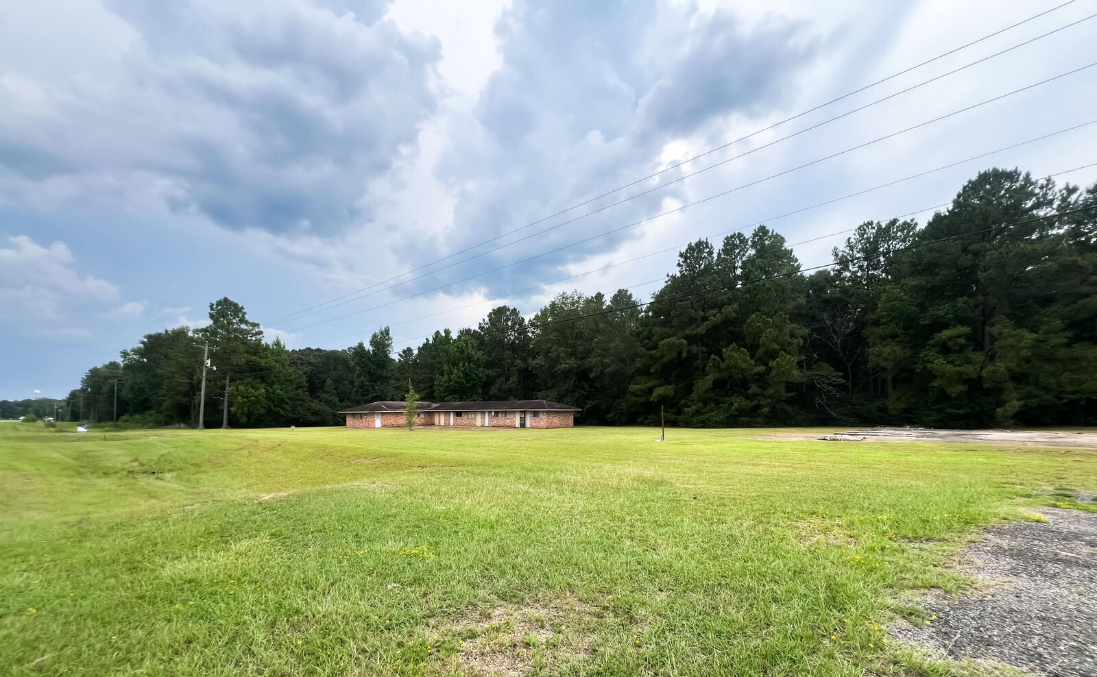 Property Photo: 176 Hammond St LA 71439