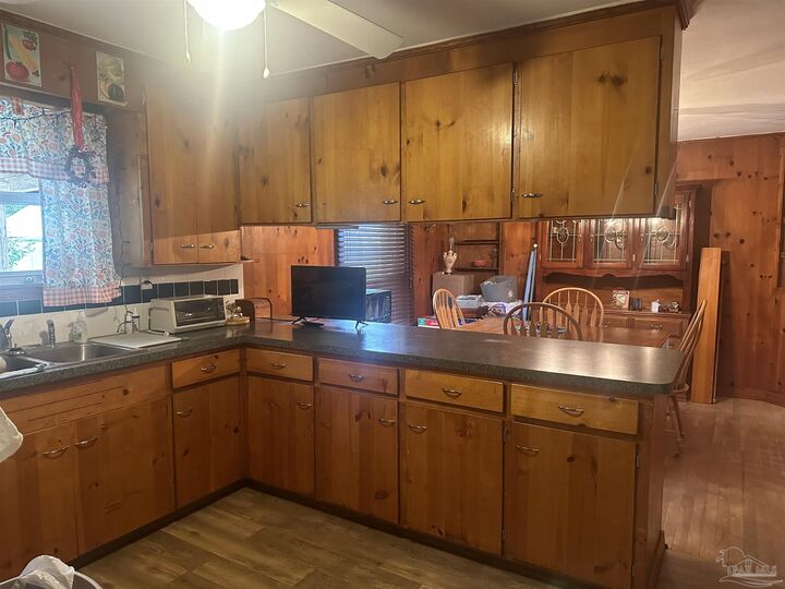 Property Photo: 2345 Teate Ave FL 32504
