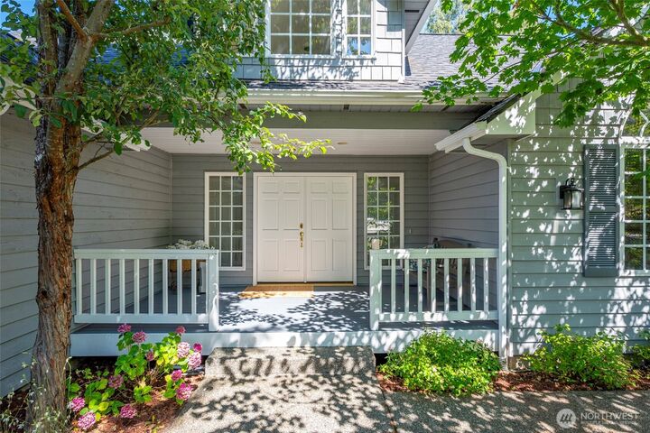 Property Photo: 2465 Discovery Place WA 98260