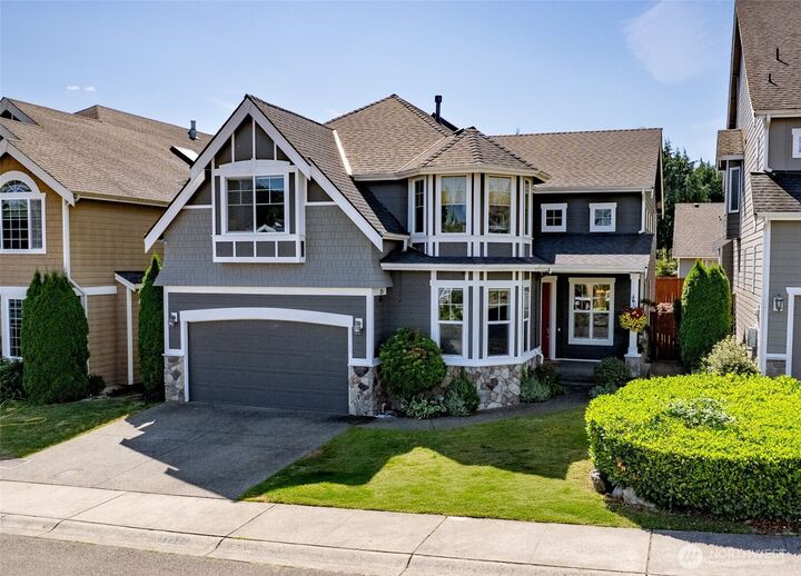 Property Photo: 12925 SE 216th Place WA 98031