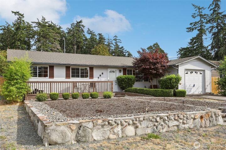 Property Photo: 588 NE Harvest Drive WA 98277