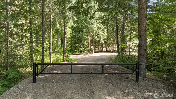 Property Photo:  3190  Kachess Lake Rd  WA 98925 