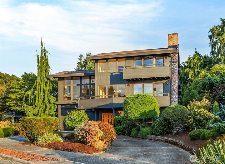 Property Photo: 1231 NW 126th Street WA 98177