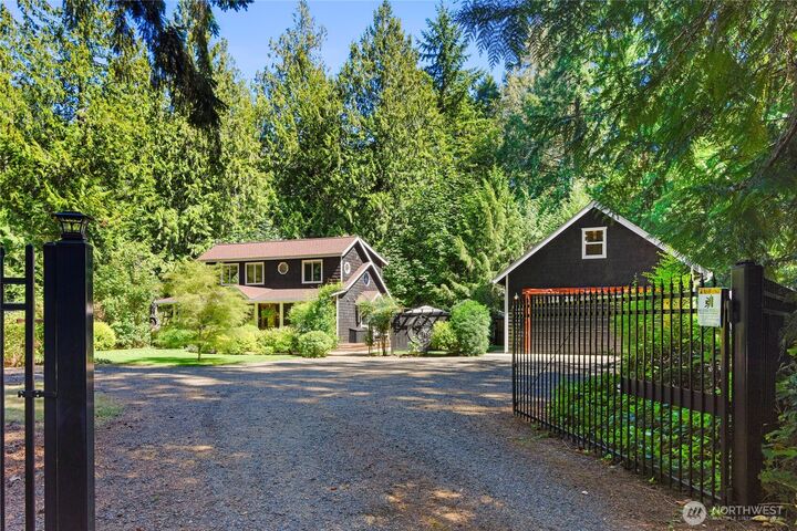 Property Photo: 11440 Olympic Terrace Avenue NE WA 98110