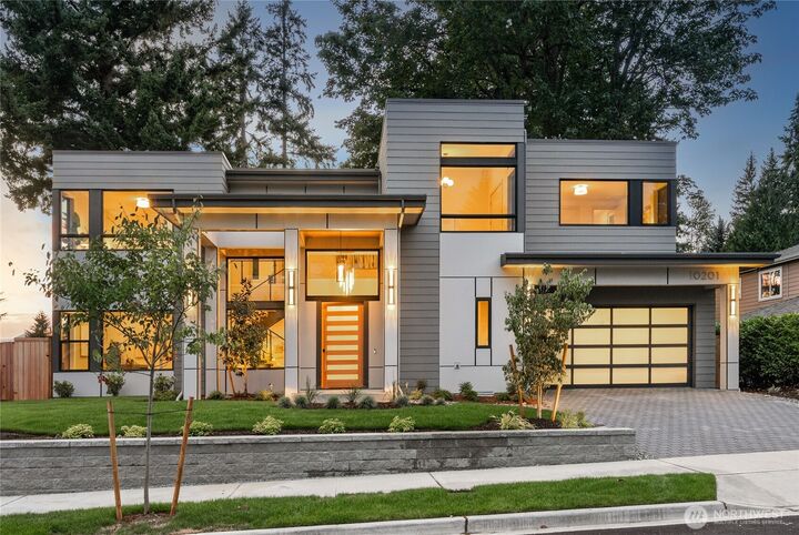10201  114th Place NE  Kirkland WA 98033 photo