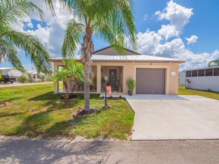 Property Photo: 16 Alhambra S FL 34952