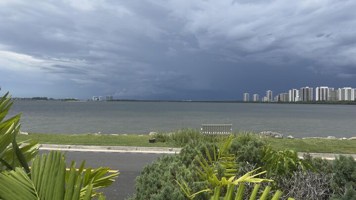 Property Photo: 1091 Pine Point Road FL 33404
