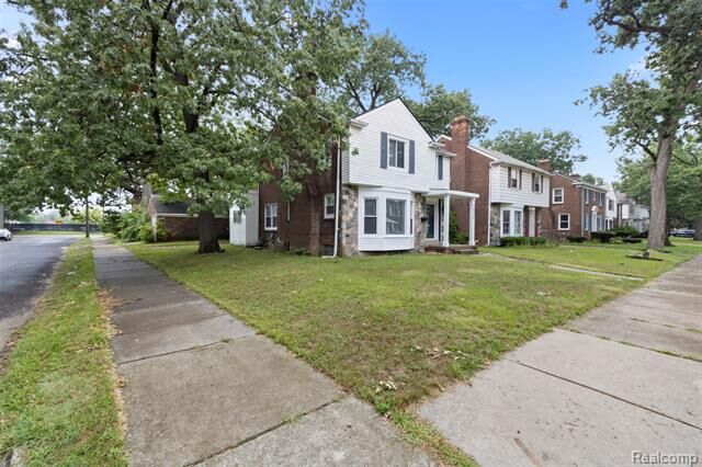 Property Photo: 18903 Pinehurst Street MI 48221