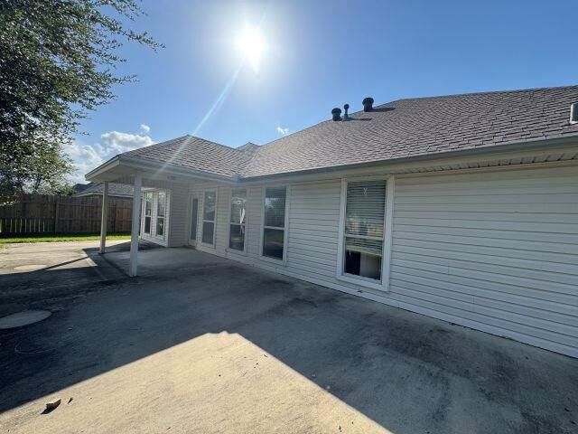 Property Photo: 6030 Westchase Loop TX 77657