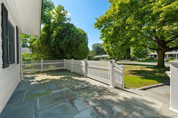 Property Photo: 18 Glover Avenue CT 06470