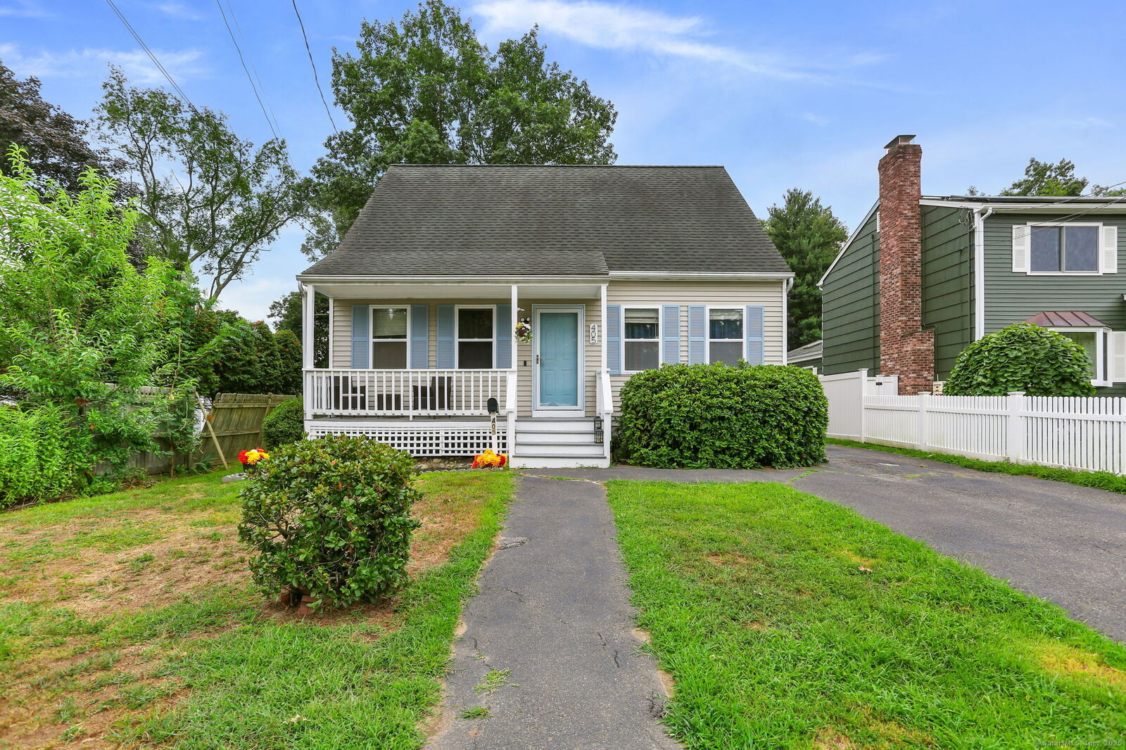 Property Photo: 405 Highland Avenue CT 06614