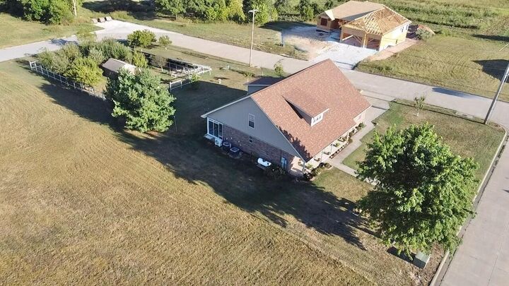 Property Photo: 380 S Hartford Avenue MO 65613