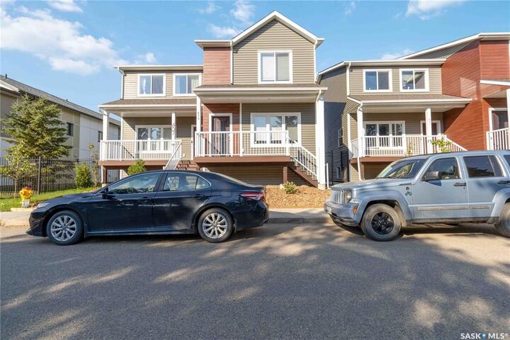 453 L Avenue S  Saskatoon SK S7M 3A3 photo