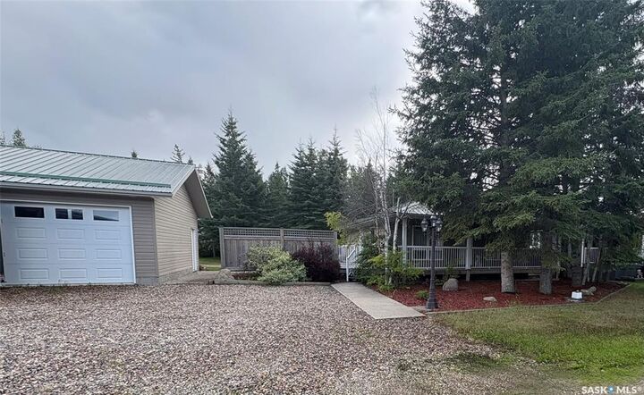Property Photo: 8 Laurjan Drive SK S0M 0Y0