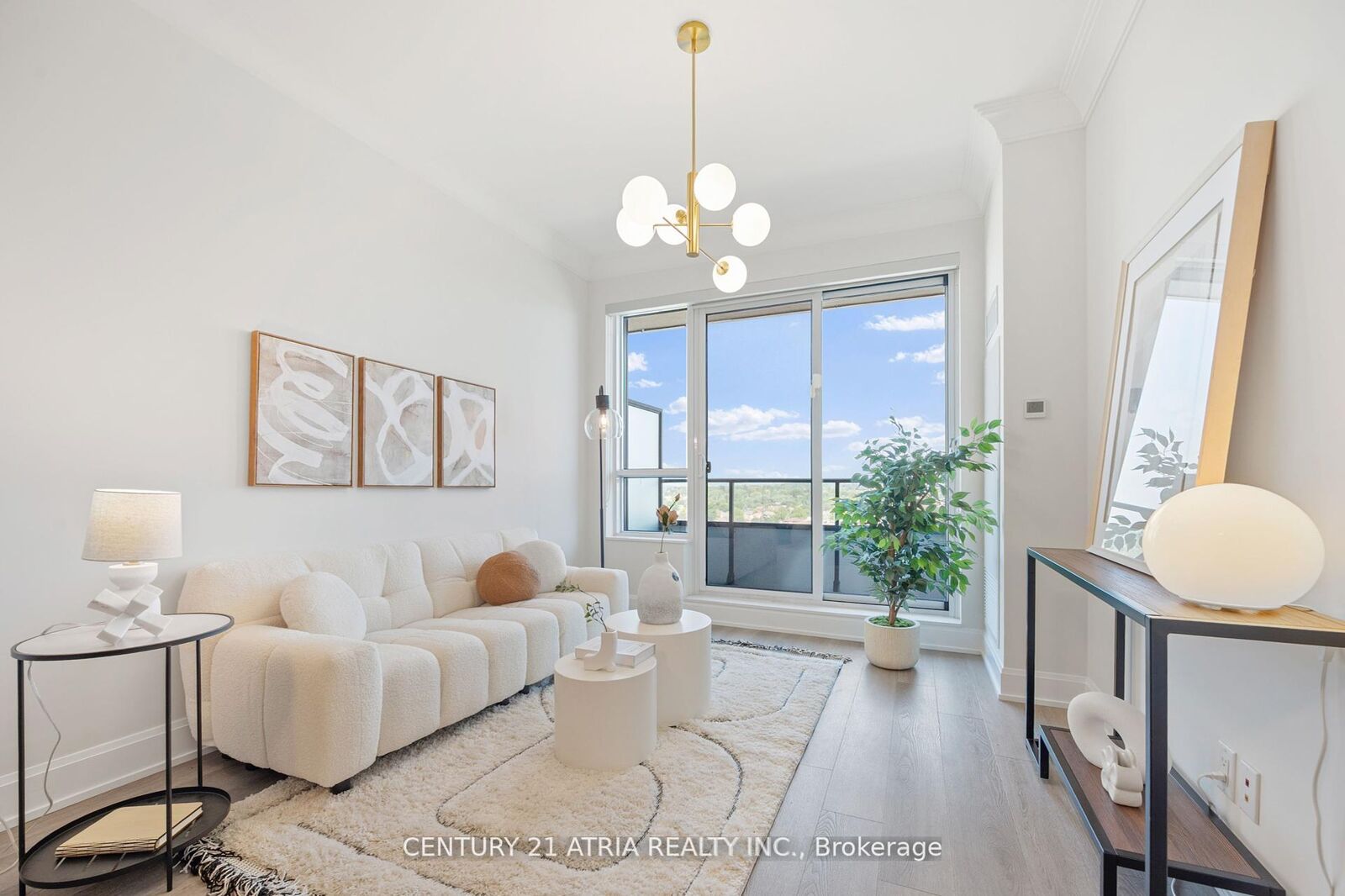 Property Photo: 38 Water Walk Drive 1209 ON L3R 6M8