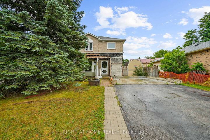 Property Photo: 14 Barre Drive ON L4N 7N6