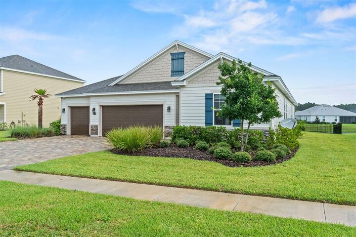 Property Photo: 85234 Berryessa Way FL 32034