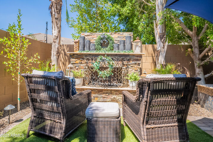 Property Photo: 904 E Mead Drive AZ 85249