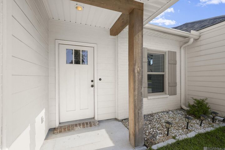 Property Photo:  1213 Olde Oaks Dr  LA 70791 