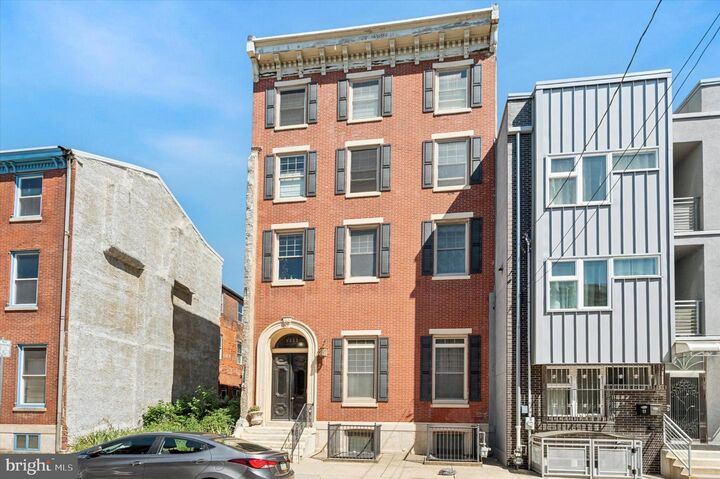 Property Photo: 1111 Mount Vernon Street 3 PA 19123