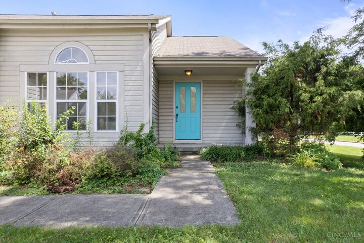 Property Photo: 1182 McGuffey Lane OH 45103