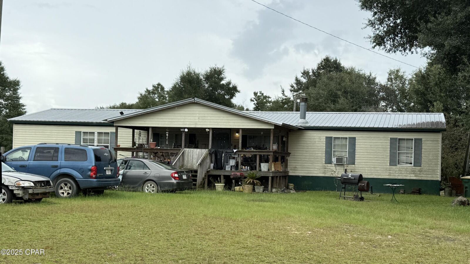 Property Photo: 10012 Owenwood Road FL 32438