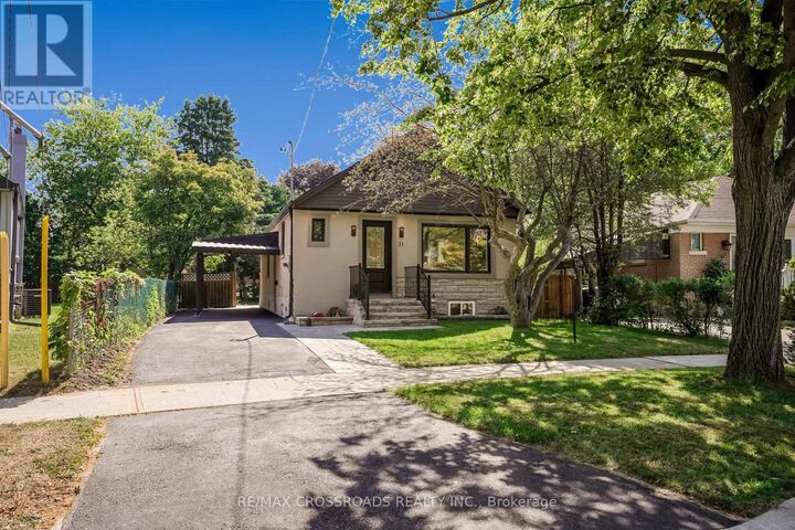 Property Photo:  21 Karnwood Drive  ON M1L 2Z4 