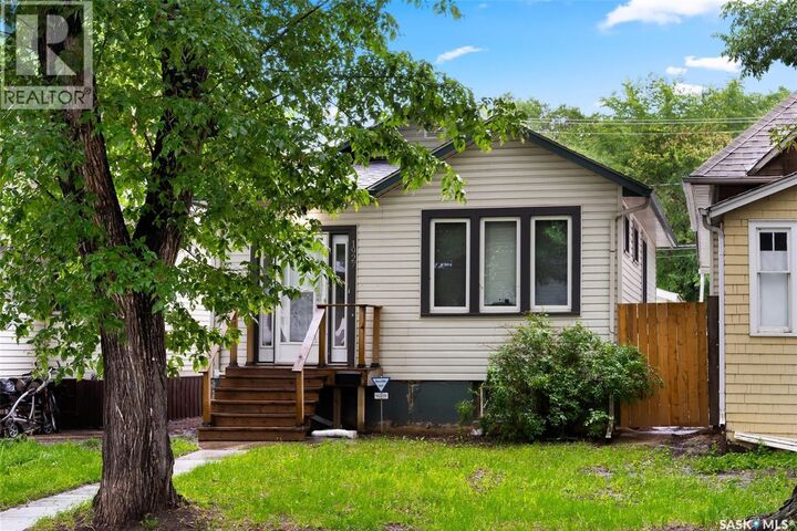 Photo de la propriété: 1927 Montreal Street SK S4P 1L4