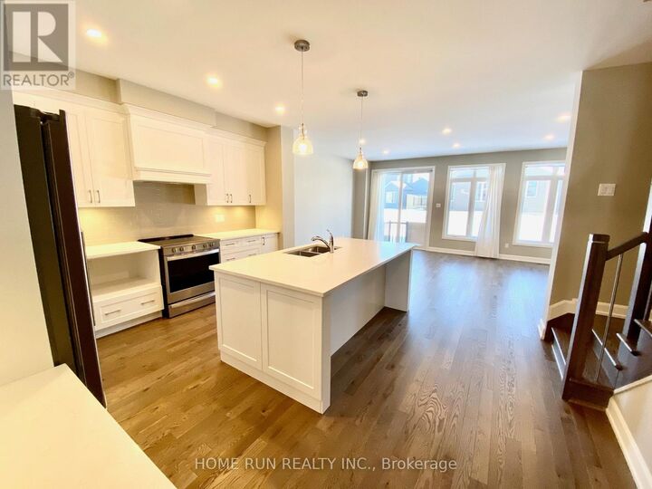 Property Photo:  26 Berryman Drive  ON K7C 0H6 