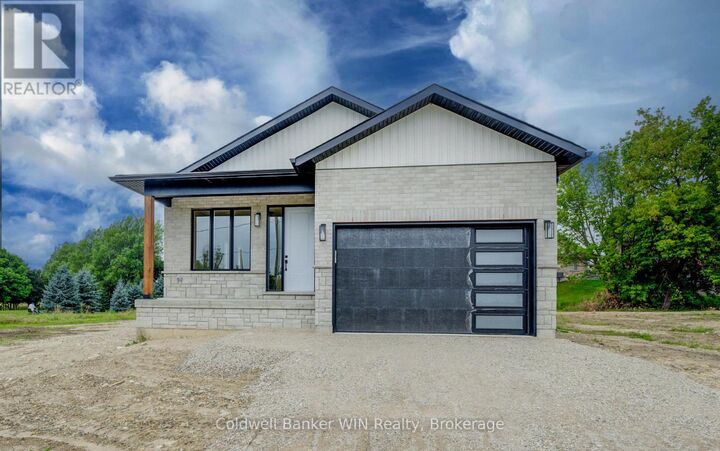 647 Martin Street  Wellington North (Mount Forest) ON N0G 2L3 photo
