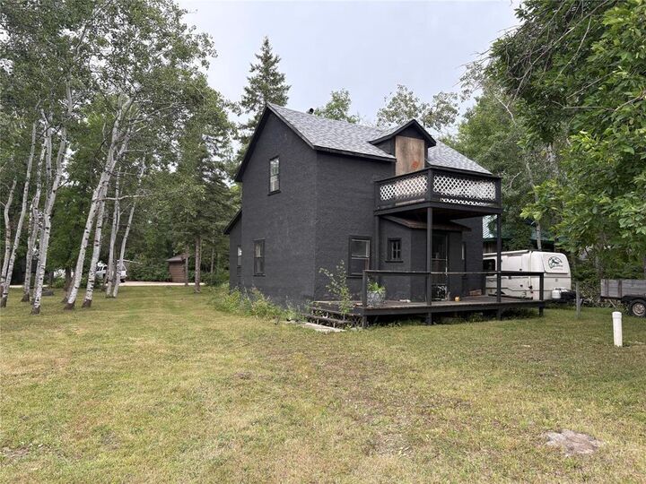 231 Campbell Avenue West  Dauphin MB R0L 1K0 photo