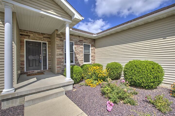 Property Photo: 265 Carrington Avenue IL 62549