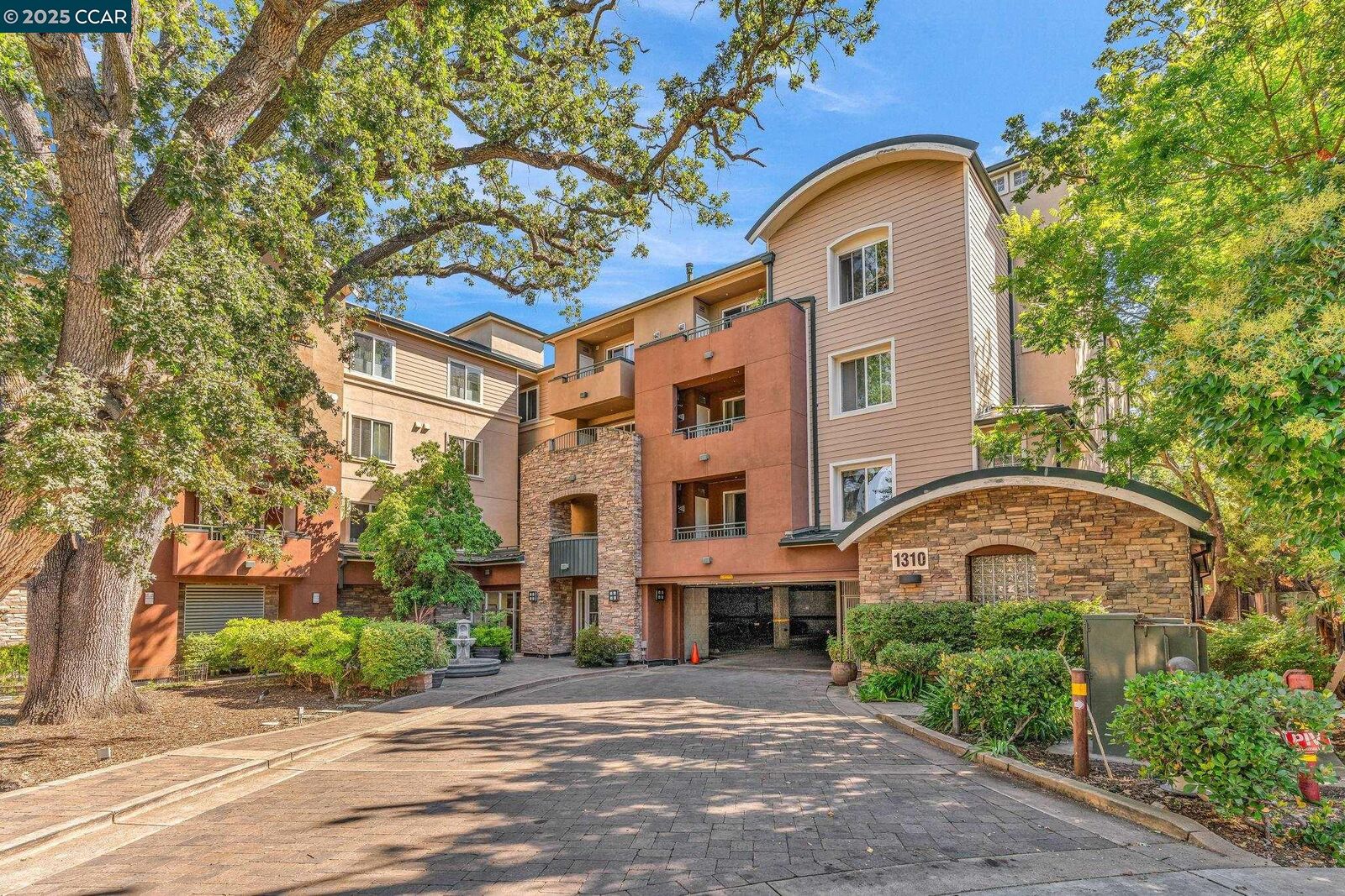 Property Photo: 1310 Creekside Drive 303 CA 94596
